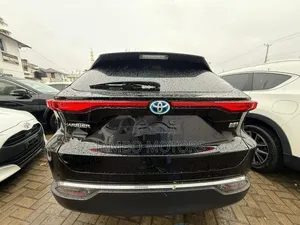 Toyota Harrier 2.5 Hybrid 2021 Black