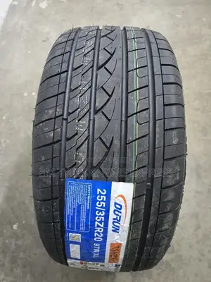 255 /35 R20 Durun Tyres.