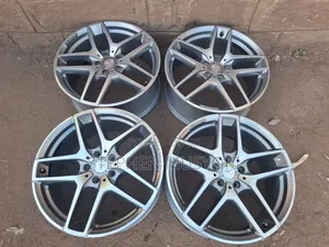 Mercedes Benz E250, E350 Size 19inch Rims