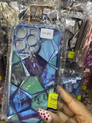 Midos Geometric Diamond Shape Cover for iPhone 14 Pro Max