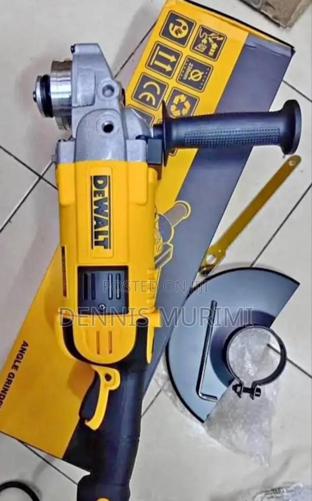 Dewalt Proffesional Angle Grinder - main view