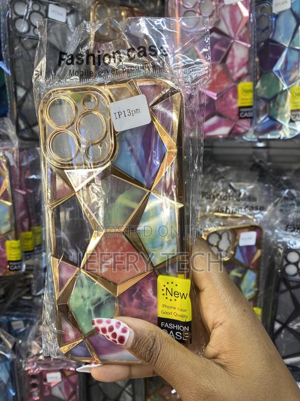 Resouris Geometric Shape Diamond Pattern Case for iPhone 13 Pro Max - thumbnail 2