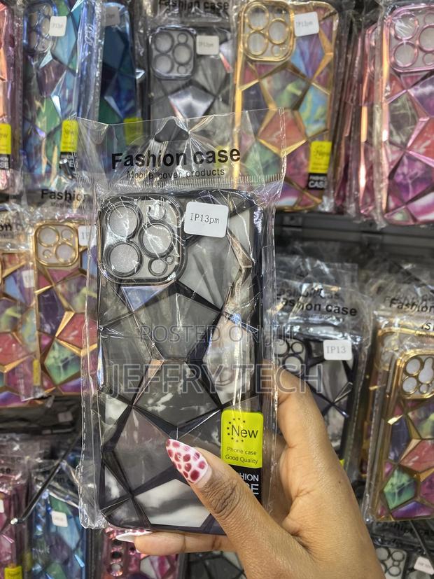 Souris Geometric Shape Diamond Pattern Case for iPhone 13 Pro Max - thumbnail 2