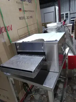 Professional Conveyor Oven for Restaurants Bakeries.