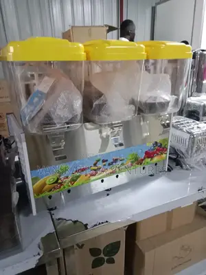 Triple-Tank Juice Dispenser – 48l, Ideal for Busy Cafés