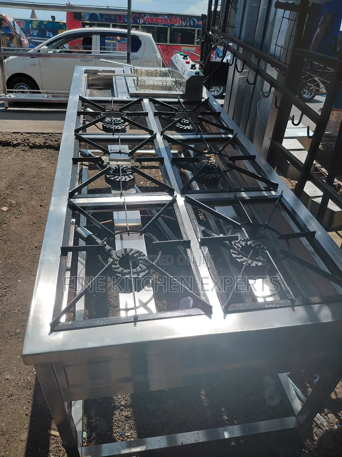 6 Burners and Double Fryer Combine.