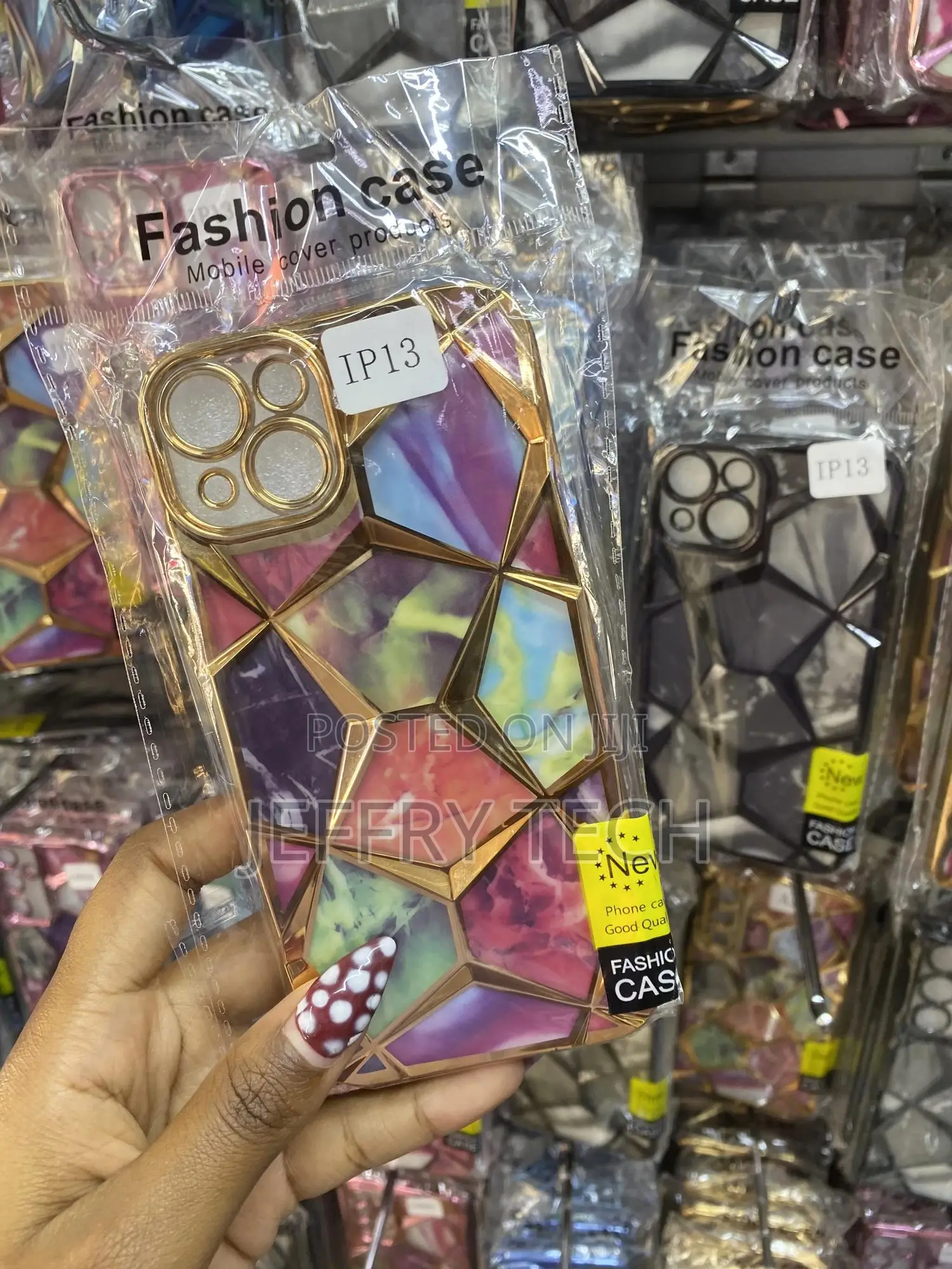 Danios iPhone 13 Geometric Diamond Shape Cover With Chrome Plating