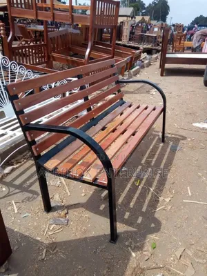 Classic Wooden Slat Bench – Indoor Outdoor