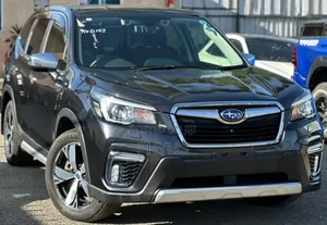 Subaru Forester 2.5i Premium AWD 2018 Gray