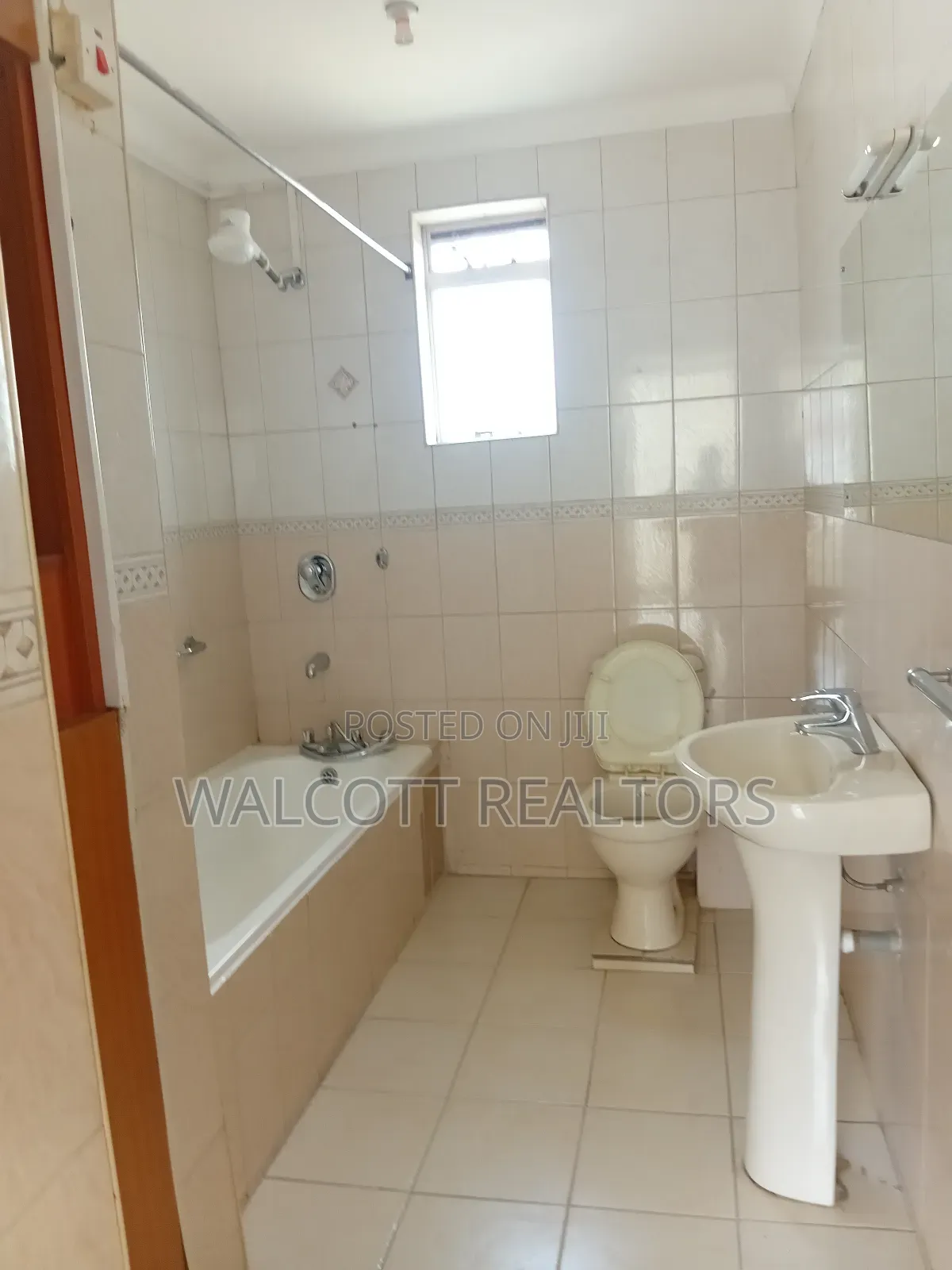 4bdrm Apartment in Kilimani for rent