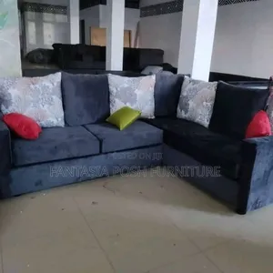 5-seater Dark-grey L-shaped Sofa With Floral Back Pillows