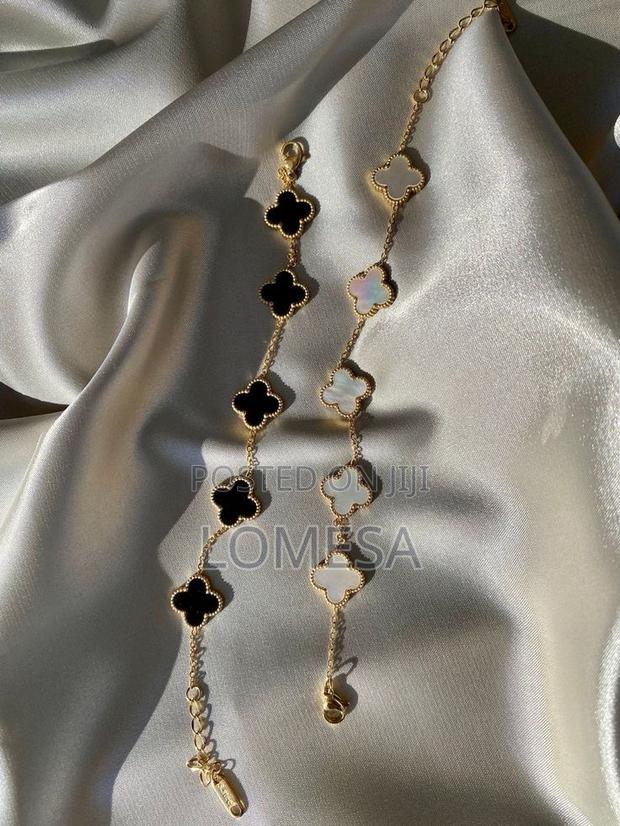 Jewelry Shop - thumbnail 10