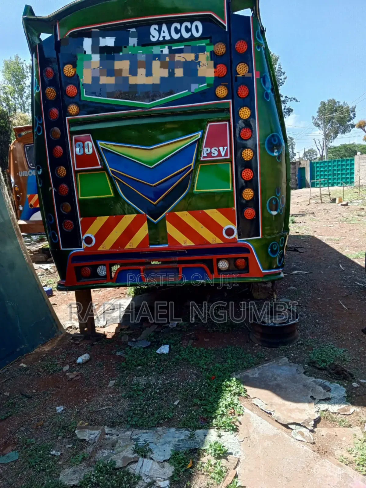 Mitsubishi Fh Matatu Body With Seats