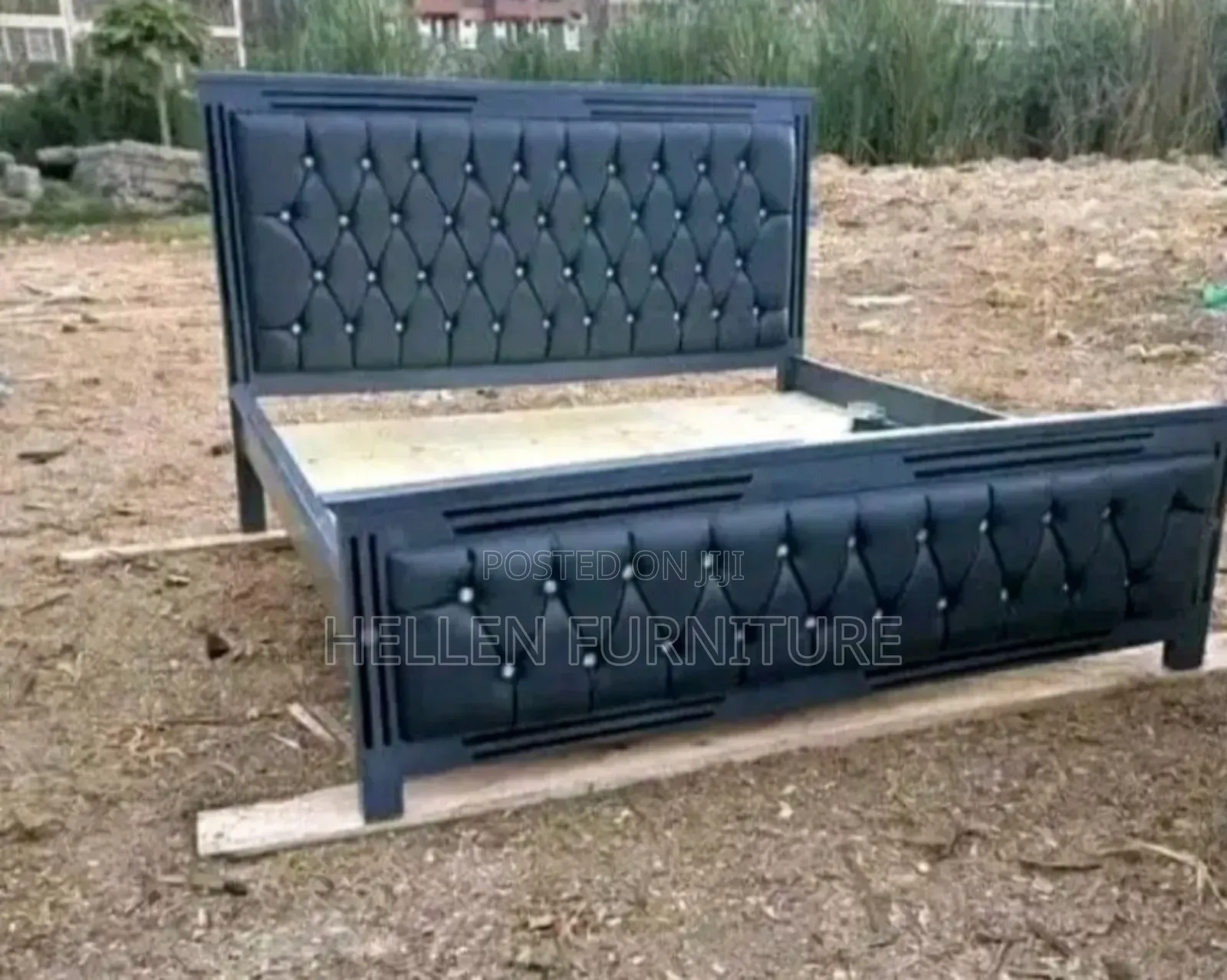 Cheap Mocket Bed We Have in Affordable Prices