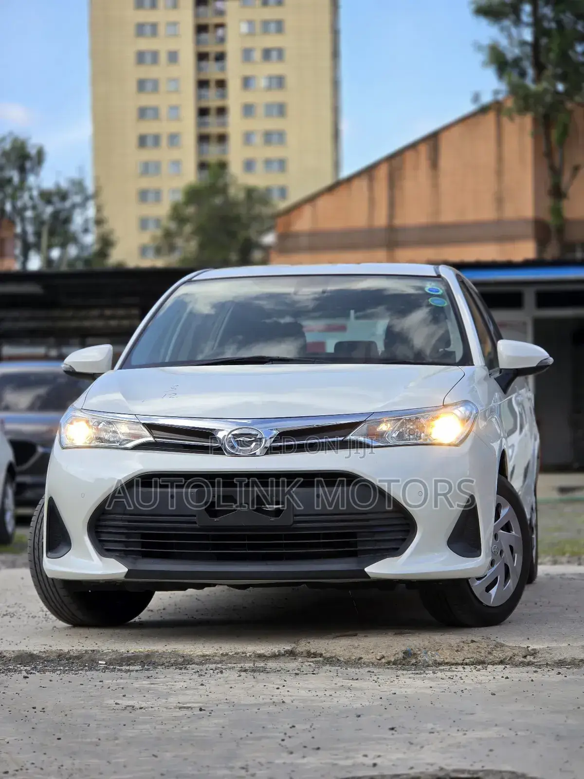 Toyota Corolla Fielder 2019 White