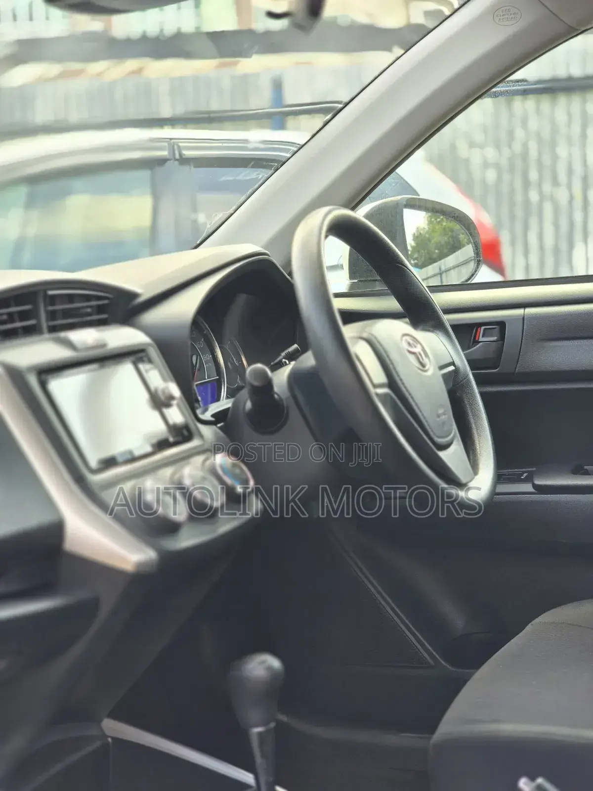 Toyota Corolla Fielder 2019 White