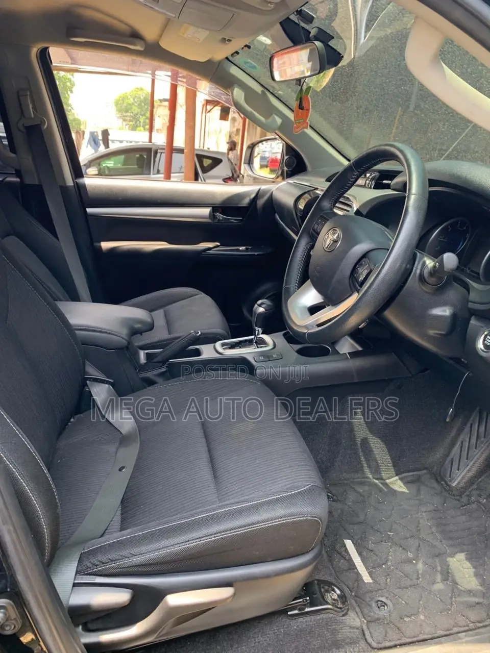 Toyota Hilux 2018 Black