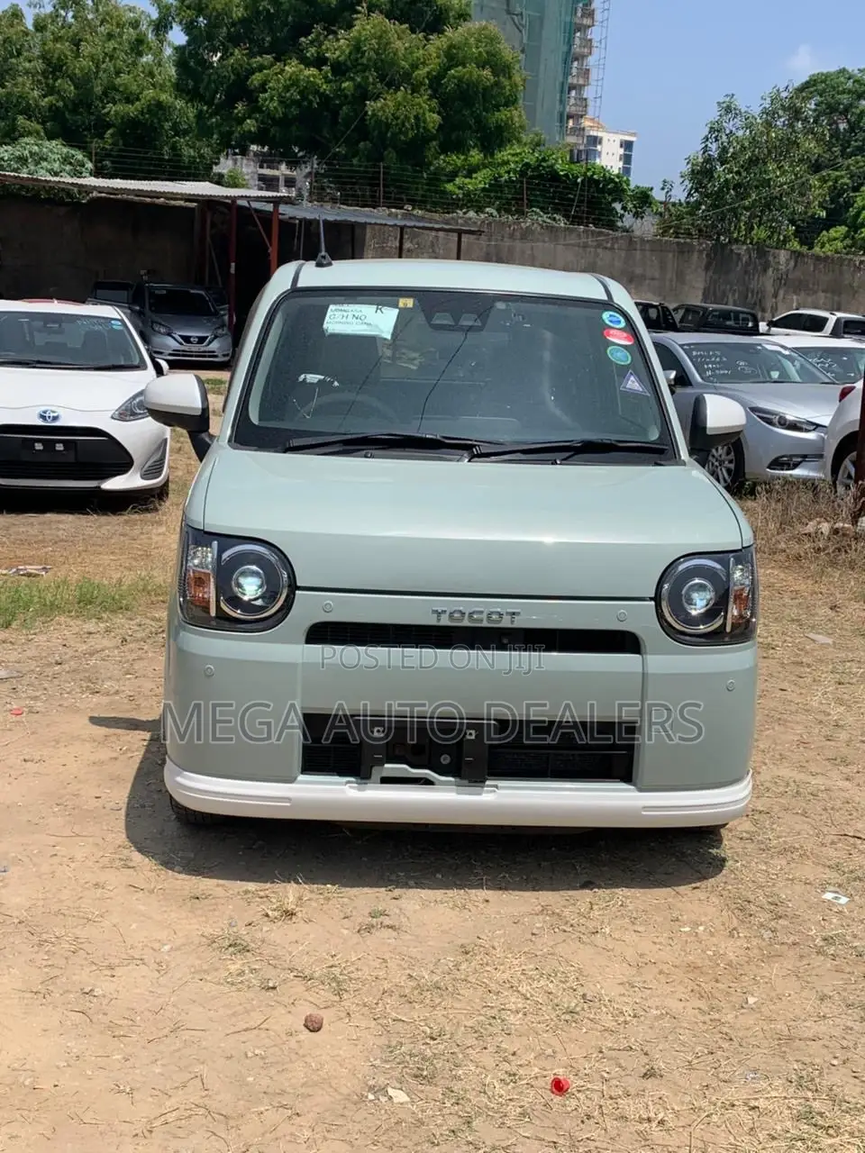Daihatsu Mira 2019
