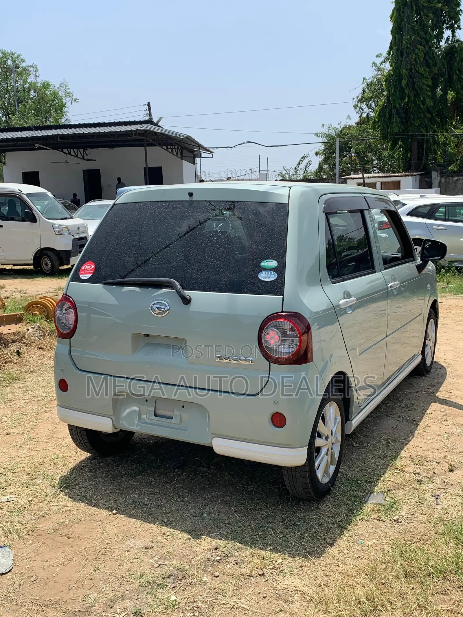 Daihatsu Mira 2019