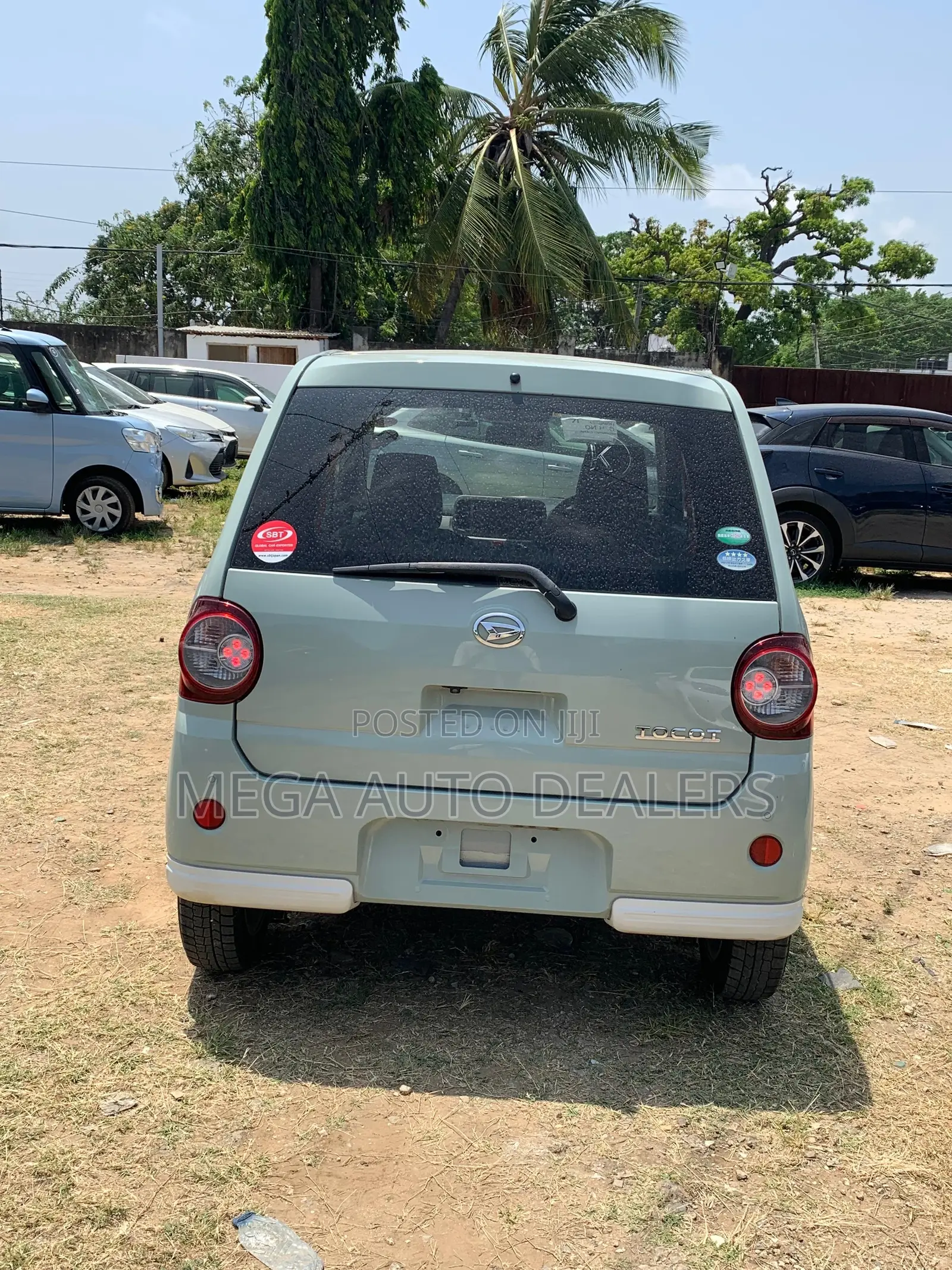 Daihatsu Mira 2019