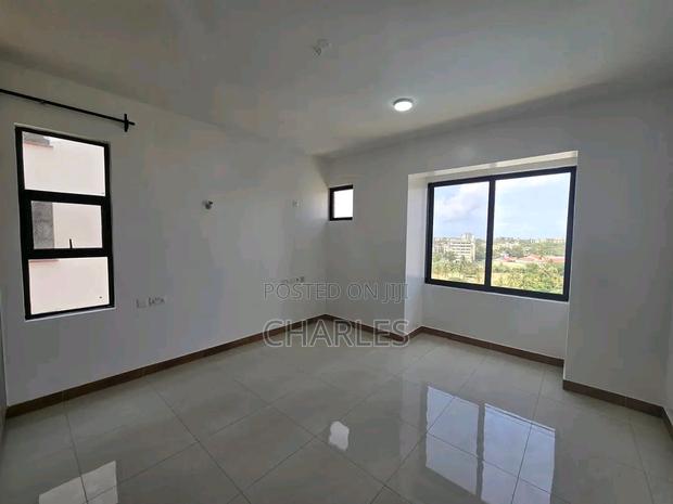 3bdrm Apartment in Nyali Mkomani for rent - thumbnail 3