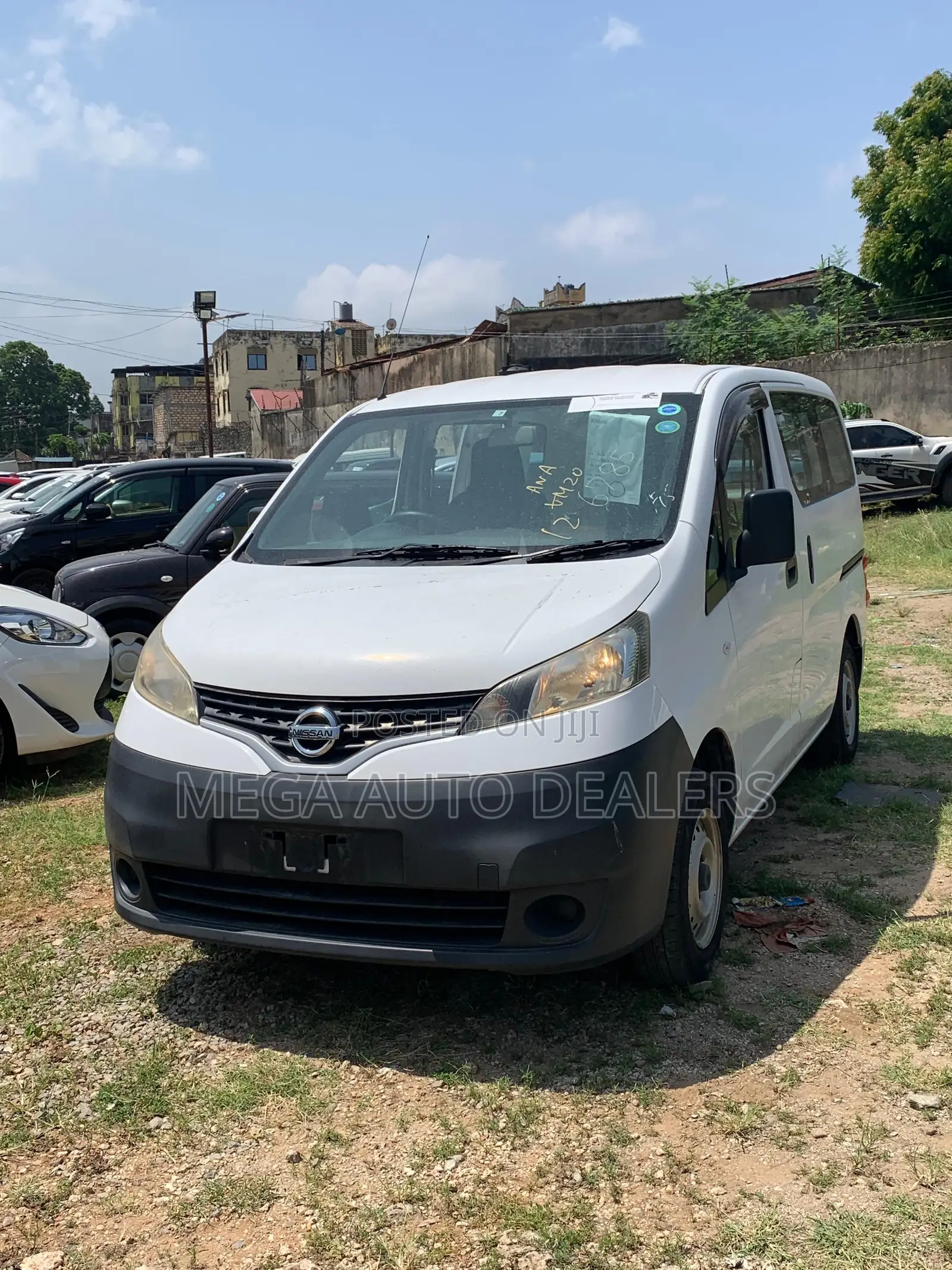 Nissan NV200 2018 White