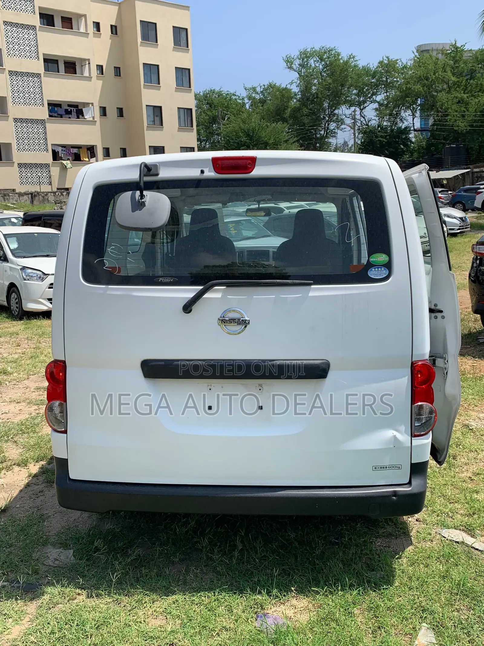 Nissan NV200 2018 White