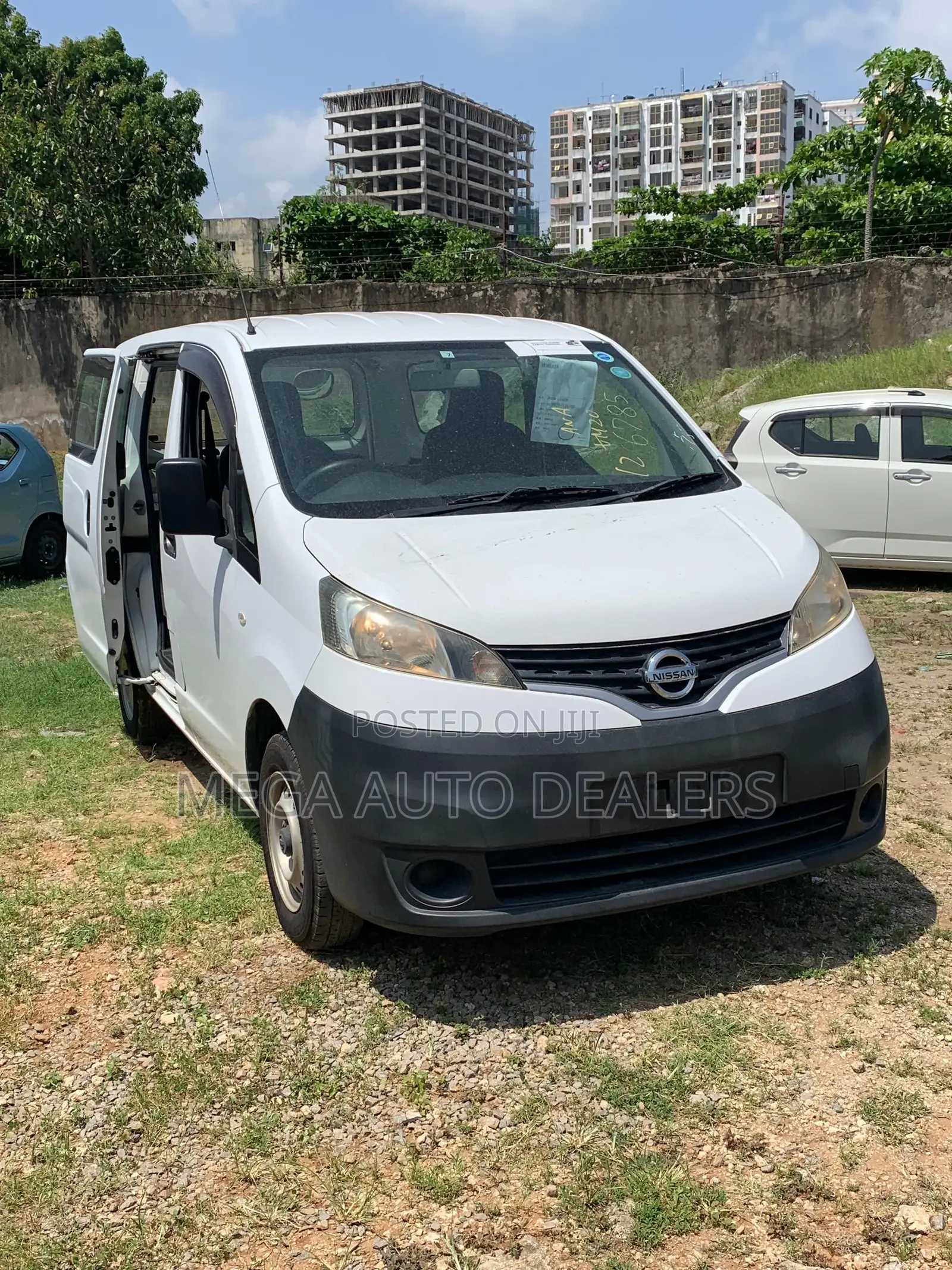 Nissan NV200 2018 White