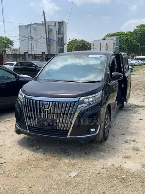 Toyota Esquire 2019 Brown