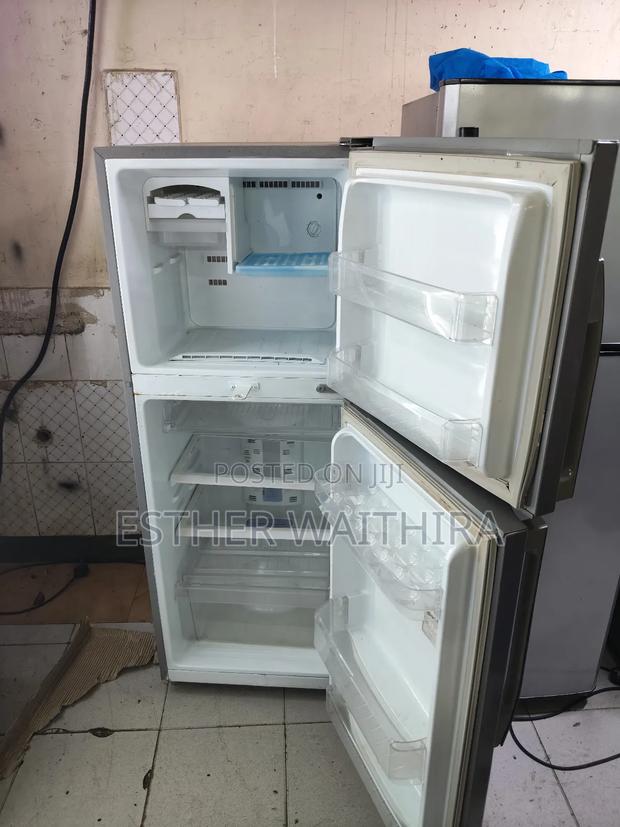 Neat Inverter Sumsung Fridge - thumbnail 3