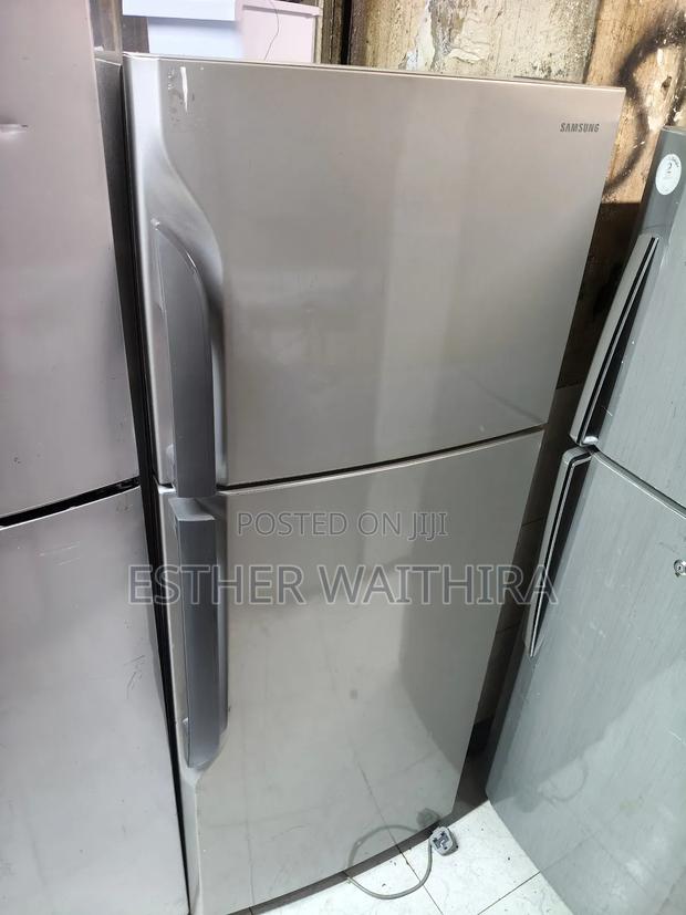 Very Neat Sumsung Fridge
