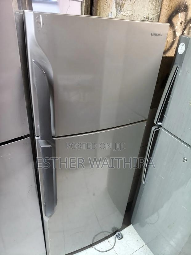 Very Neat Sumsung Fridge - thumbnail 3