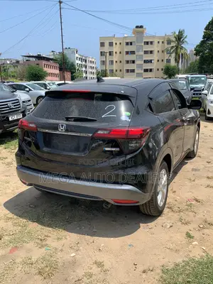 Honda Vezel 2018 Black