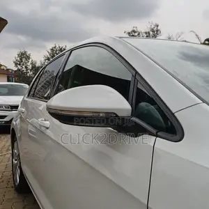 Volkswagen Golf TSI SE FWD 2018 White