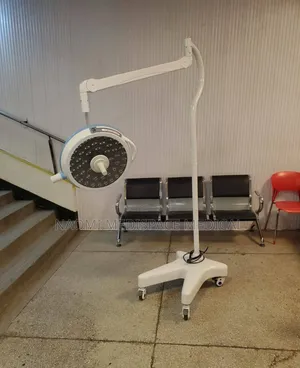 Shadowless Mobile Theatre Light