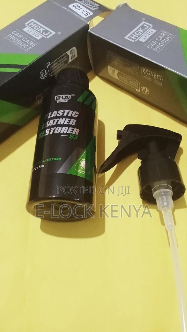 Anti-Oxidating Car Plastic Leather Restorer