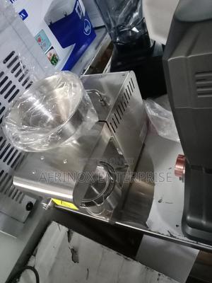 Table Top Oil Presser Machine - thumbnail 2