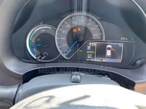 Toyota Vitz 2018