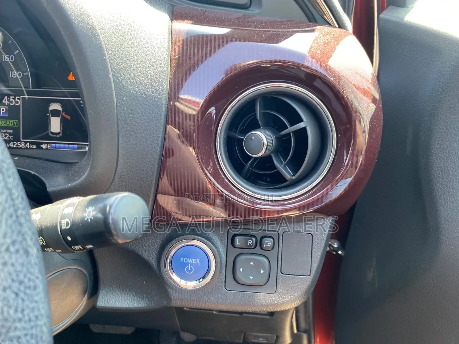 Toyota Vitz 2018
