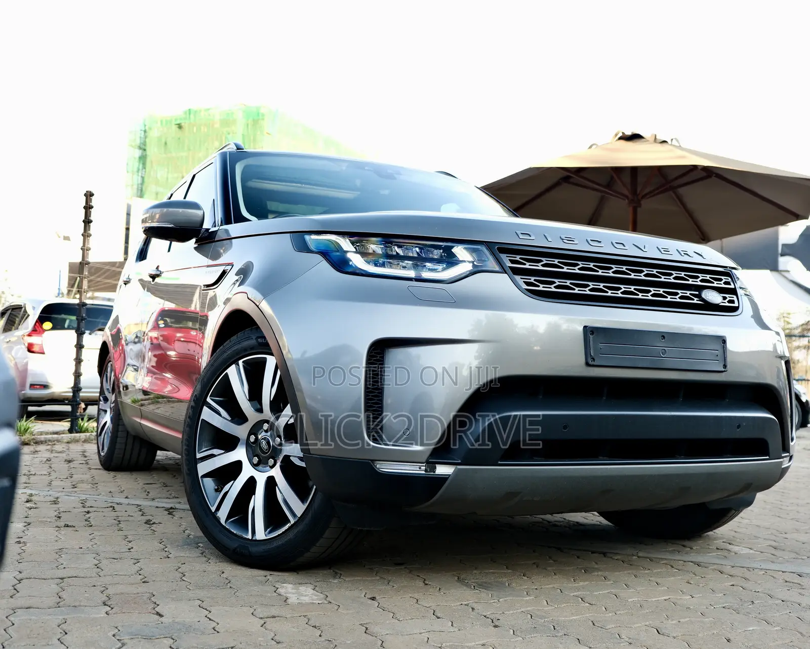 Land Rover Discovery HSE 4x4 2018 Gray