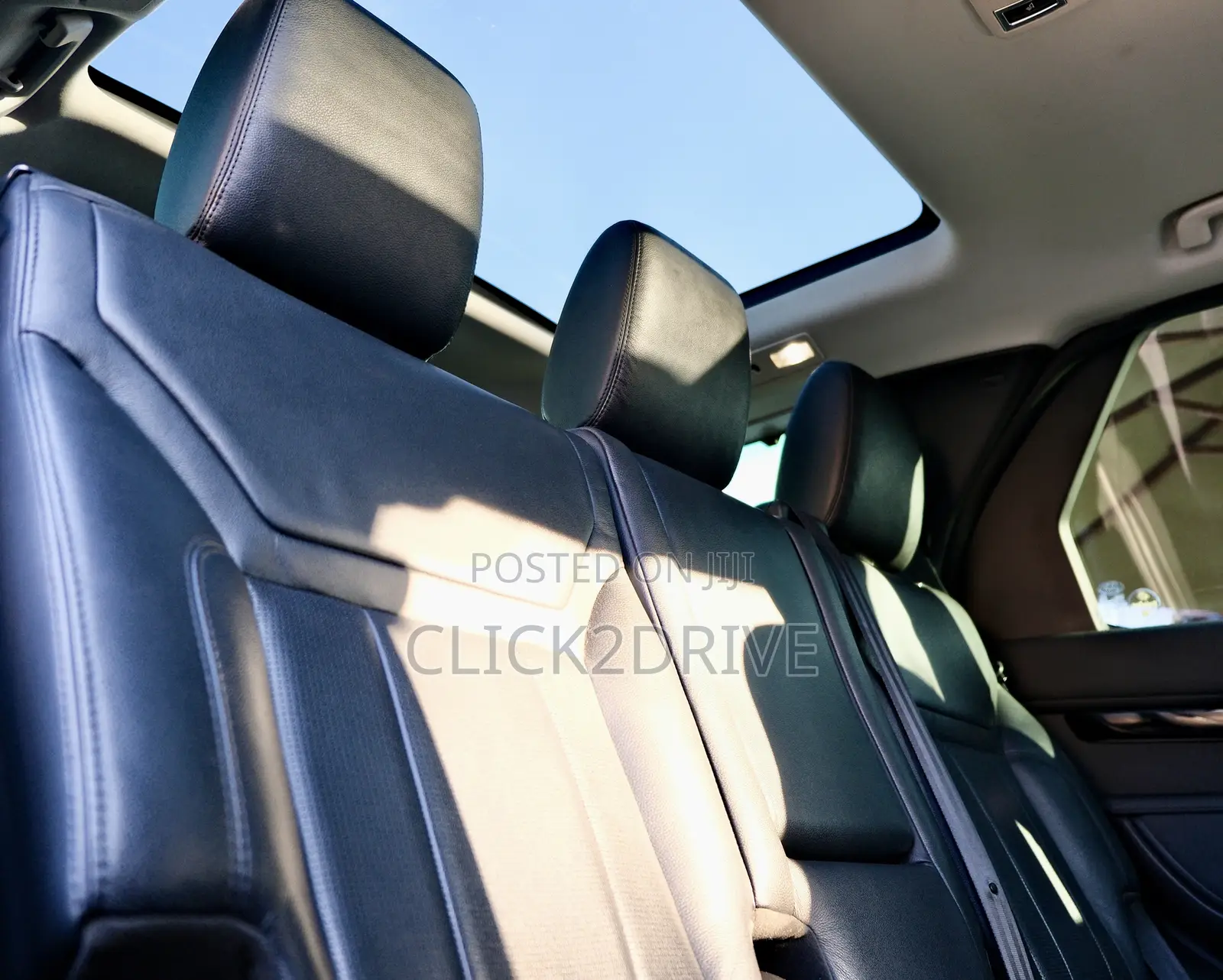 Land Rover Discovery HSE 4x4 2018 Gray