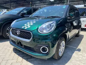 Toyota Passo 2018 Green