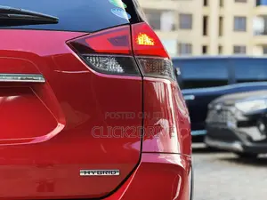 Nissan X-Trail 2.0 Hybrid AWD 2018 Red