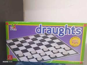 Draughts Black and White - thumbnail 2