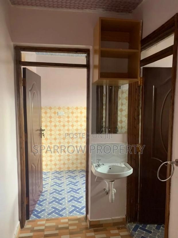2bdrm Bungalow in Gitaru for rent - thumbnail 6