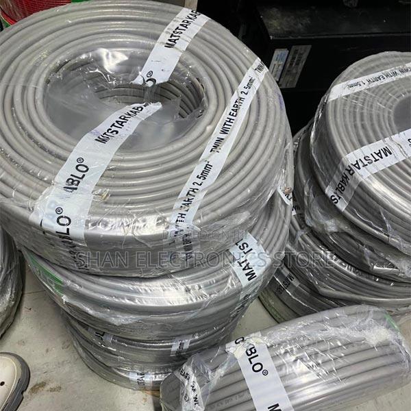 2.5mm Twin and Earth Flat Grey PVC Lighting Electric Cable Full Roll