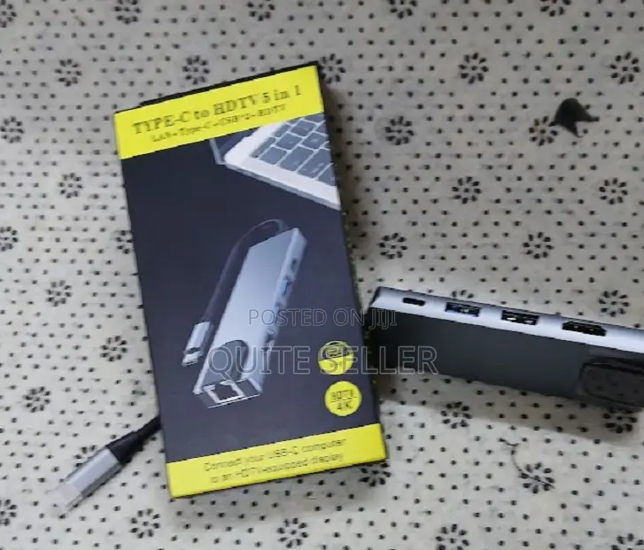 8 in 1 Multi Convertor Usb Hub Type C to HDTV Convertor 8 in 1