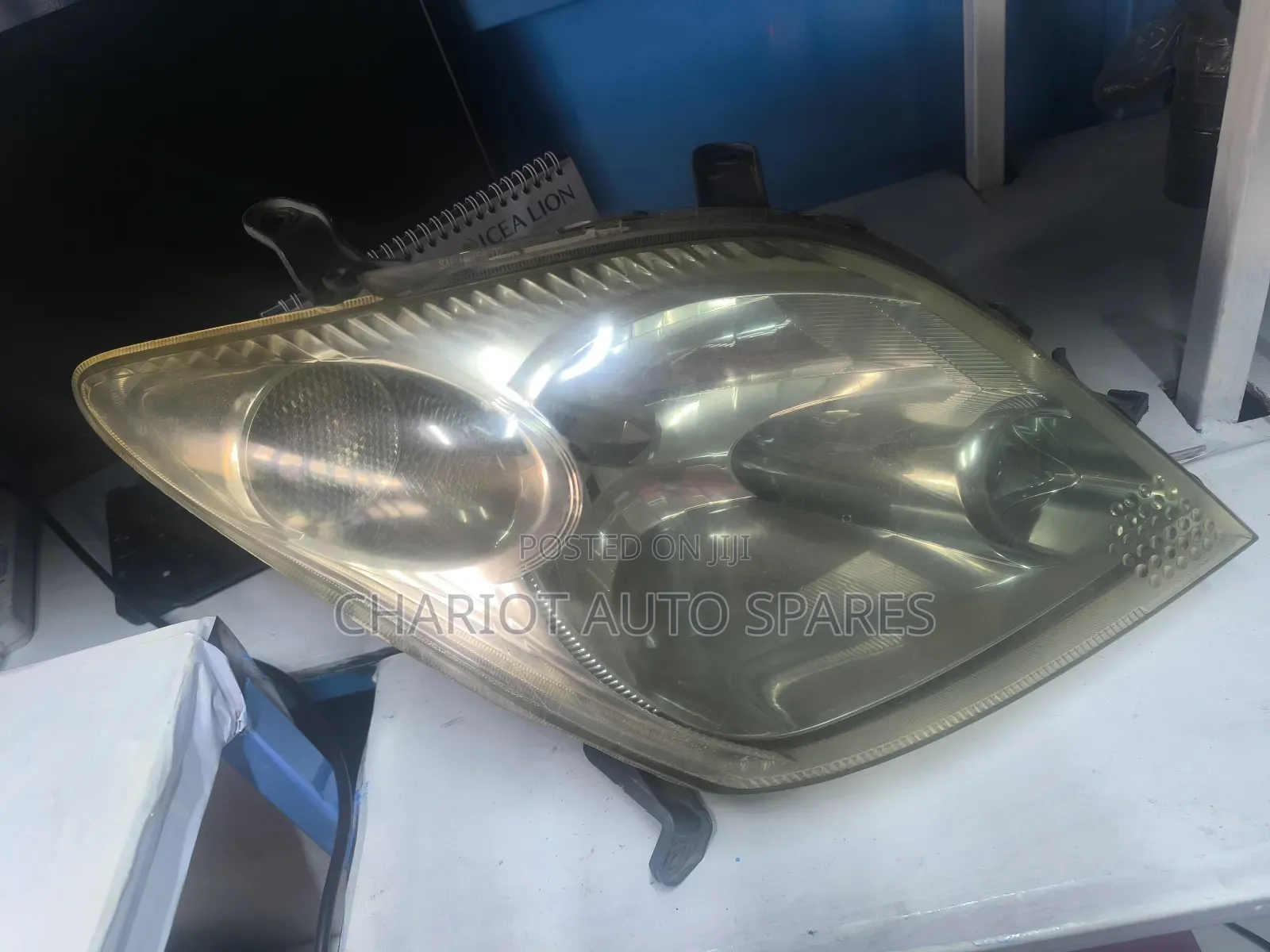 Toyota Ist 2005 Xenon Headlights