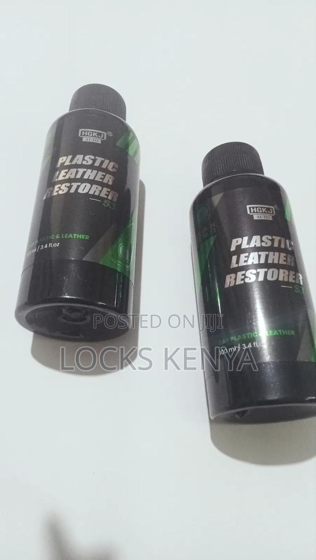 Auto Interior Plastics Leather Restorer