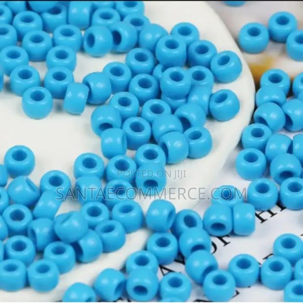 100pcs Blue Hair and Bracelet Beads - main view